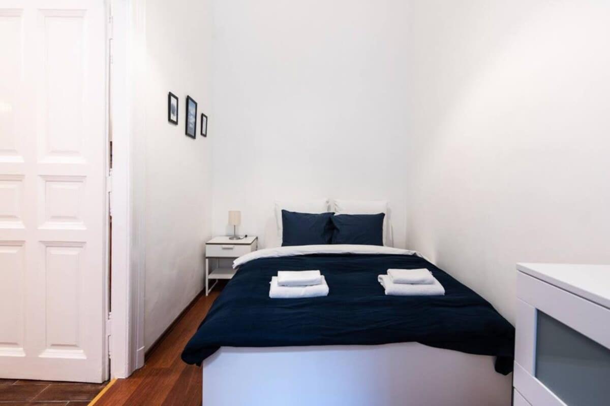 Very Central Convenient Large Ac Place Budapest Exterior photo